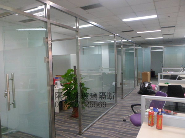 玻璃隔墻